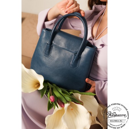 Женская кожаная сумка "Ванесса" (синяя)